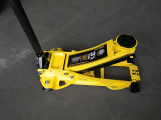 Dual Piston Quick-Lift Hydraulic Trolley Jack